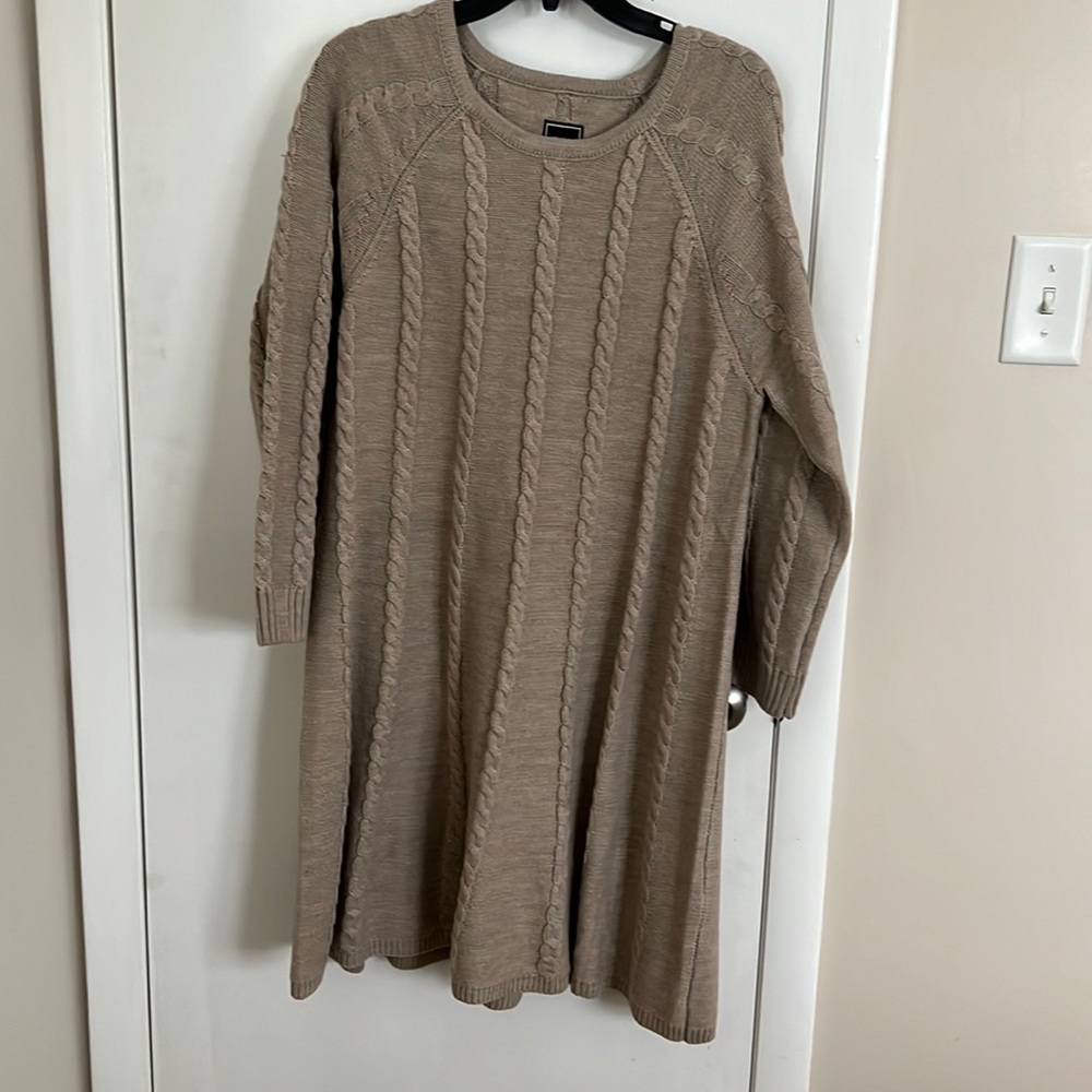 Sweater dress, only worn once